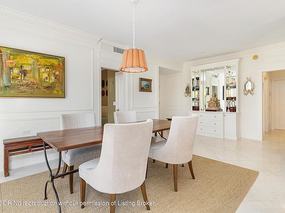 4th image of 429 Australian Ave #110