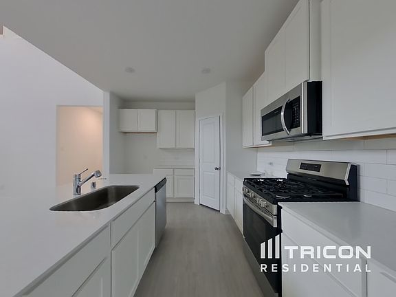 4th image of 2705 Serenity Ln