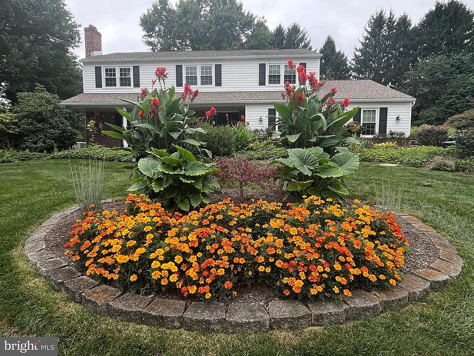 1st image of 4 Treemont Dr