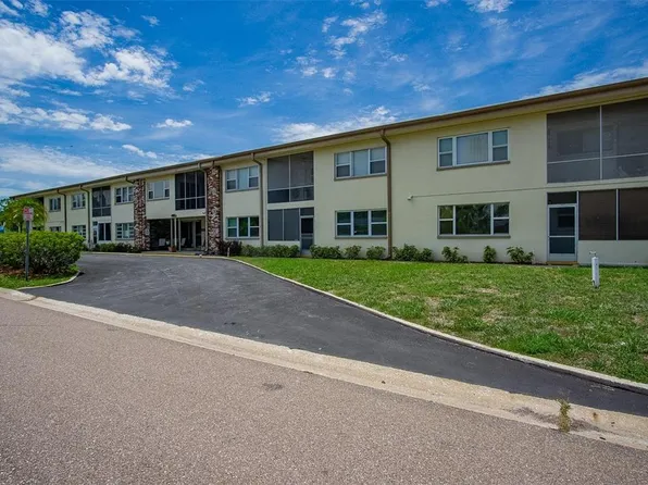 416 73rd Ave N APT 207, Saint Petersburg, FL 33702