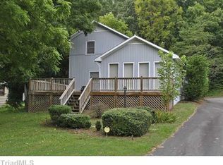 1143 Petree Rd, Winston Salem, NC 27106