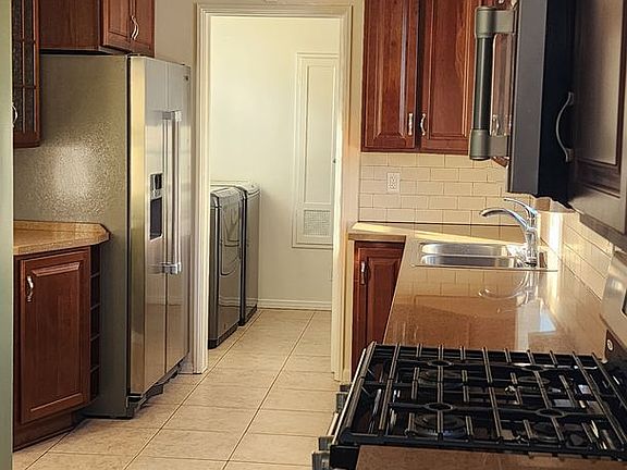 5th image of 1433-37 Selby Ave #1435