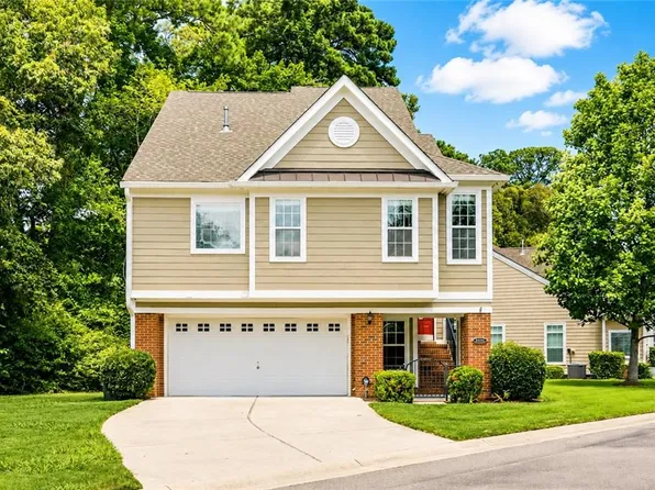 5448 Paperwhite Ln, Virginia Beach, VA 23455