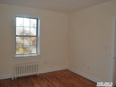 5th image of 30-69 Hobart St #Bbb