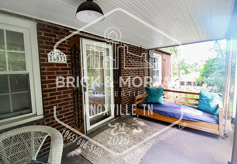 503 Busbee Rd — Photo 3