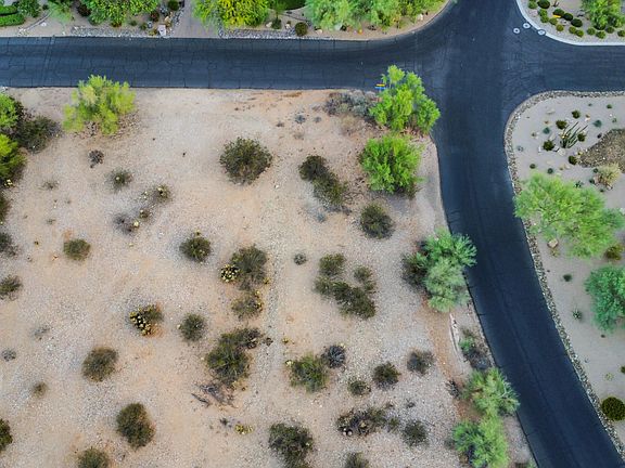 3rd image of 5676 E CACTUS WREN Road #10