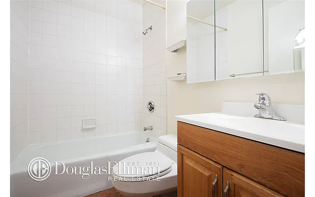 Rented by Douglas Elliman | media 21