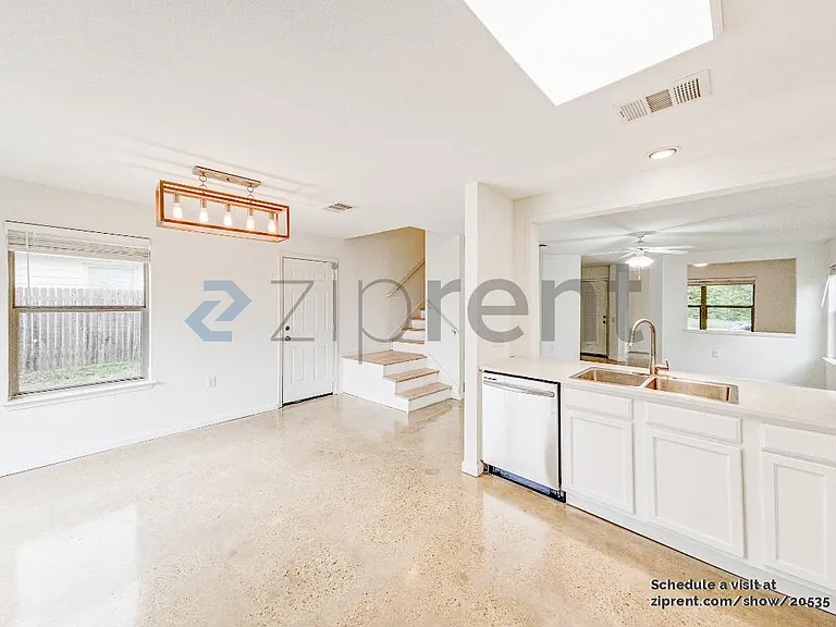 5803 Viewpoint Dr — Photo 8