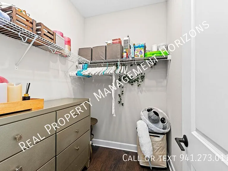 4430 Pond Brook Ct — Photo 44