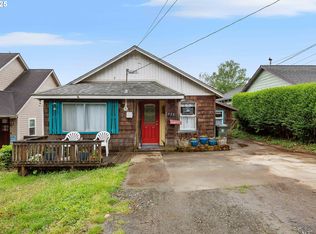 473 S Henry St, Coquille, OR 97423