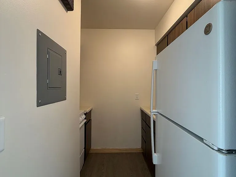 920 Richard Dr — Photo 12