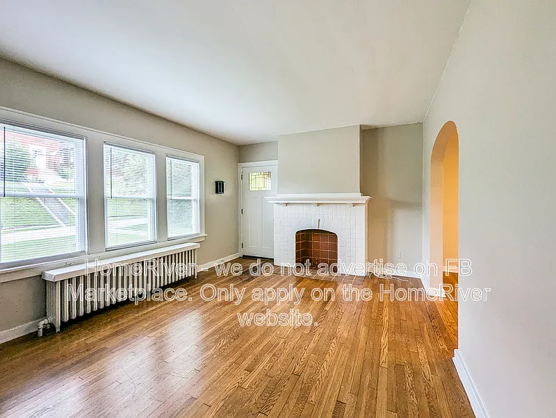 Perry North — Photo 3