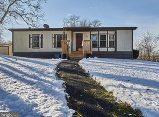 66 Sassafras Ln, Carlisle, PA 17015