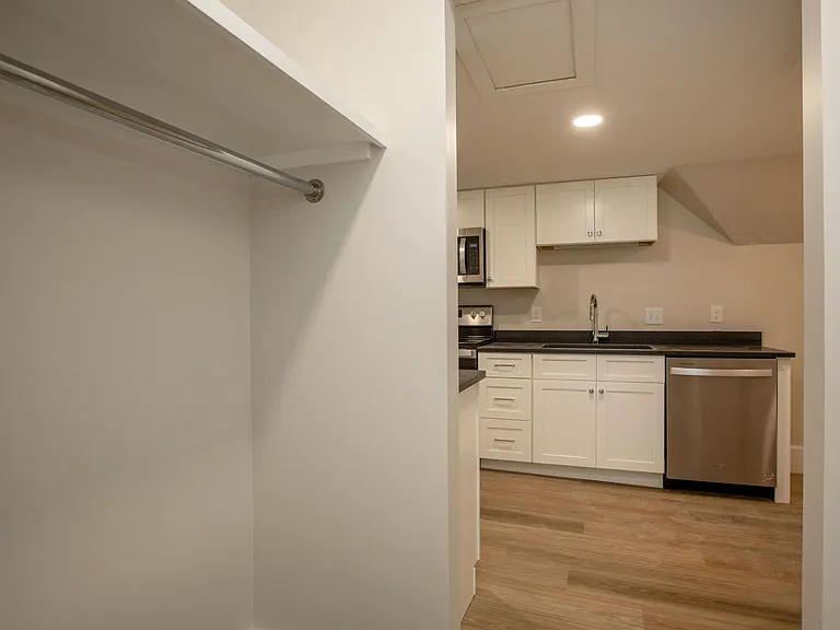 21 Summer St #4 — Photo 11