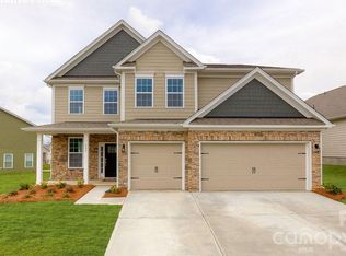 7159 Sylvan Retreat Dr, Denver, NC 28037