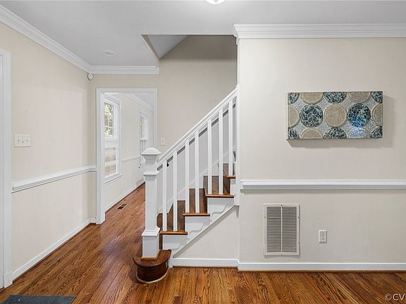 4th image of 8110 Elmart Ct