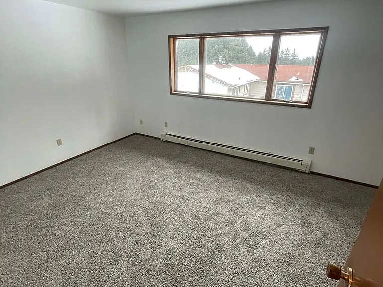 1116 Selief Ln — Photo 4
