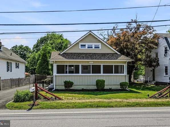 2032 Naamans Creek Rd, Upper Chichester, PA 19061