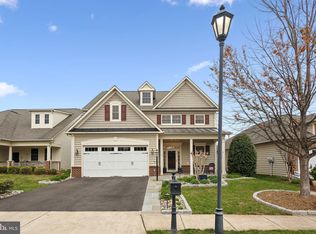 20594 Crescent Pointe Pl, Ashburn, VA