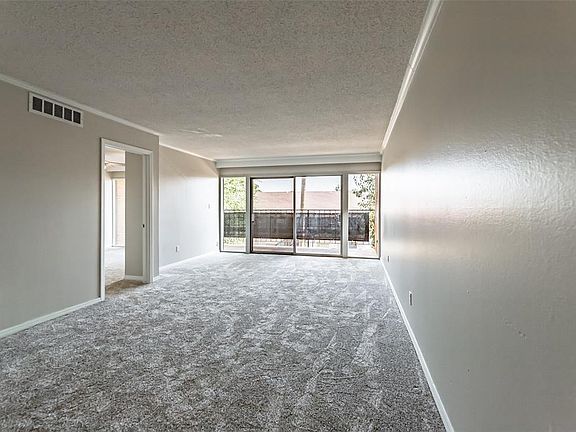 2nd image of 6100 N Brookline Ave APT 20