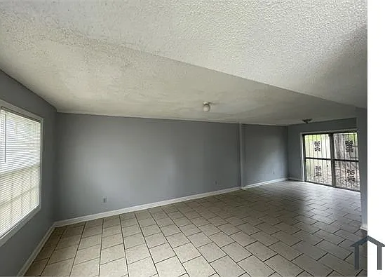 5210 Flowering Peach Dr — Photo 2