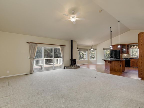 5th image of 17117 Aileen Way
