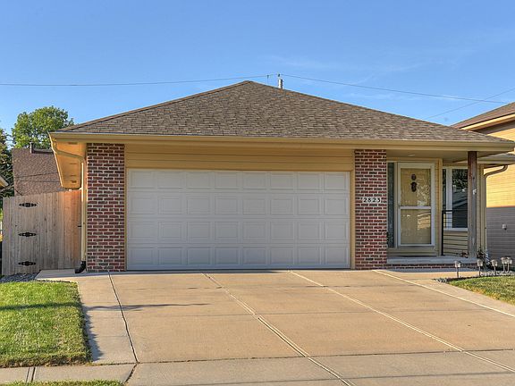2nd image of 2823 Avenue H