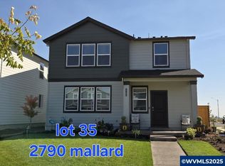 2790 Mallard Ln, Woodburn, OR 97071