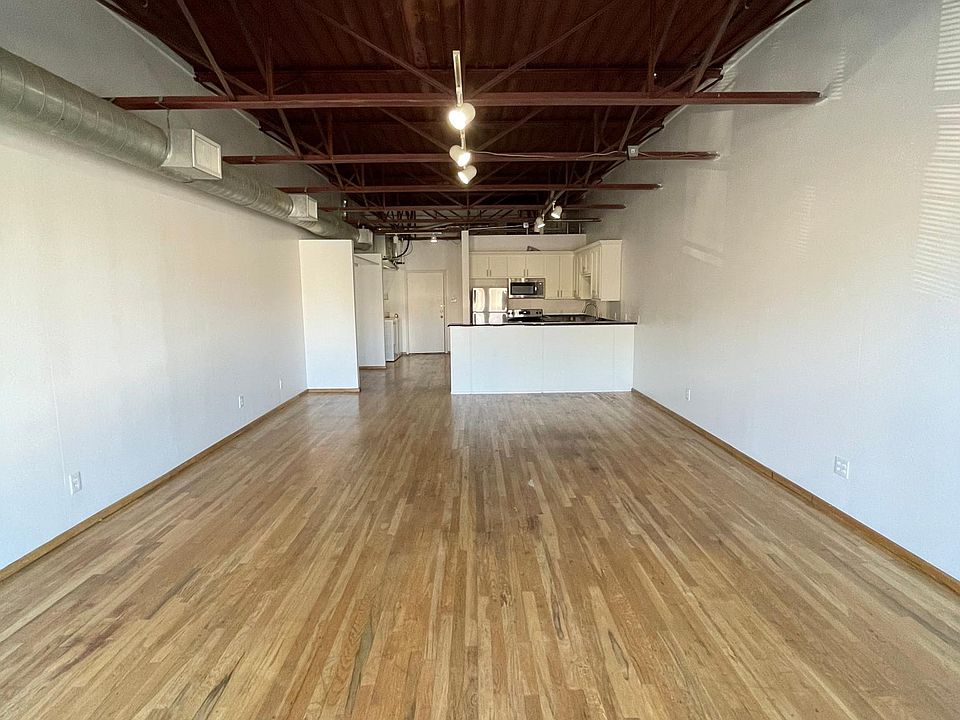 1st image of 101 S Walton St