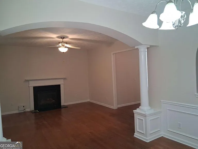7068 Littlebrook Way — Photo 4