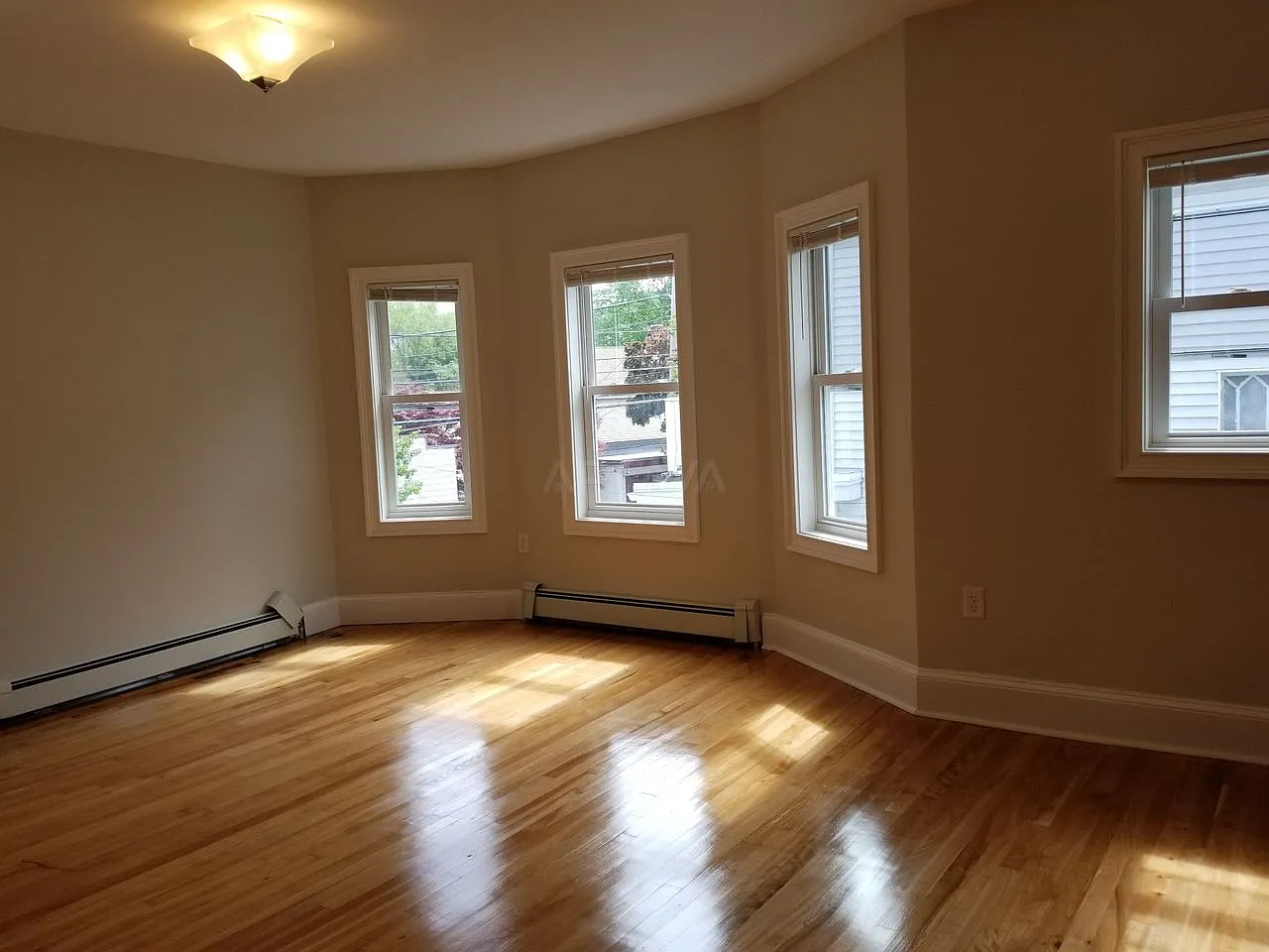 West Somerville / Teele Square / Tufts University area, 5 — Photo 4