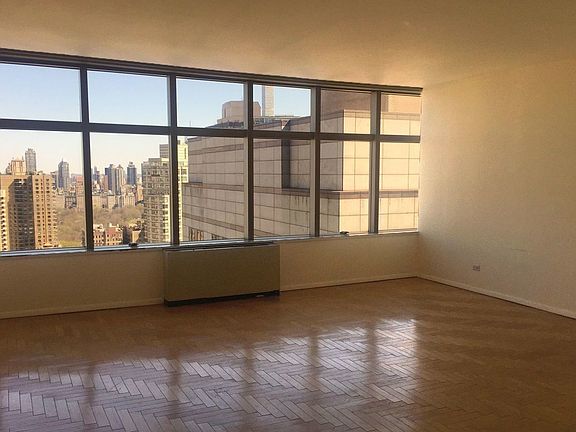 2nd image of 160 W 66th St APT 35F