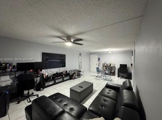 13700 SW 62nd St APT 232, Miami, FL 33183