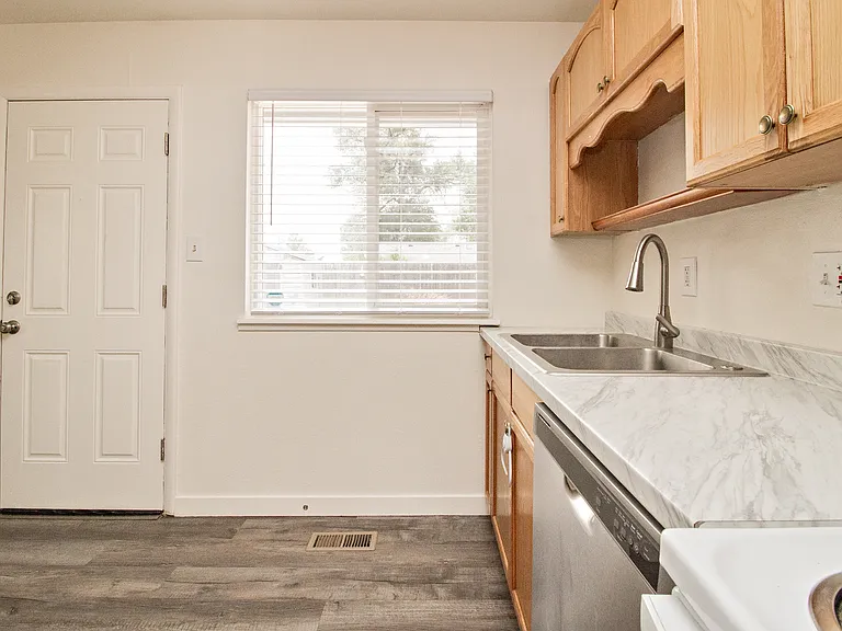 2226 Bison Dr — Photo 6