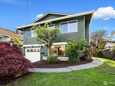 3215 40th Avenue SW, Seattle, WA, 98116