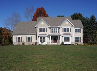 20 Baxter Ct, Cheshire, CT 06410
