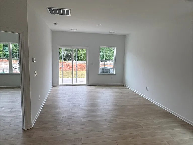 201 McCormick Pl — Photo 7