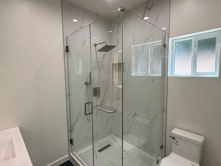 1445 N Maple St #201 — Photo 13