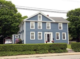 8 Lester Ave, Pawcatuck, CT 06379