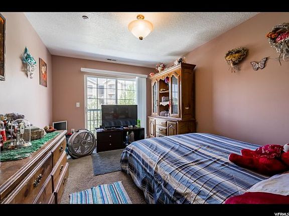 5th image of 2134 N Aurora Way #G-10