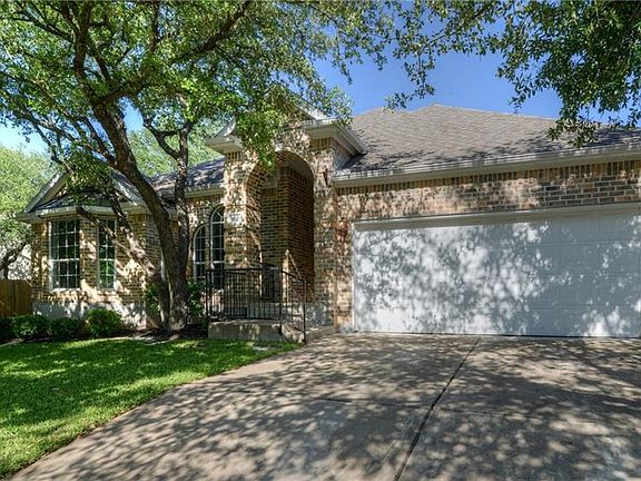 3rd image of 10609 Thoroughbred Dr
