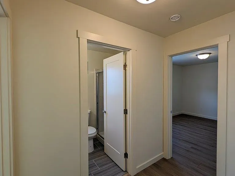 2607 Ellsworth Street — Photo 32
