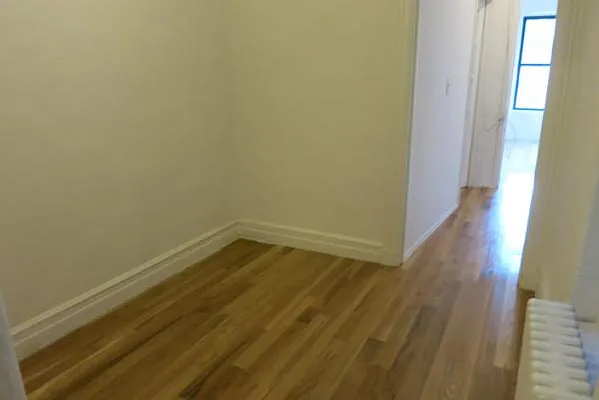 Rented by Manhattan Best Realty, Inc. | media 53