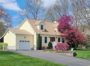 28 Whispering Pines Dr, Cranston, RI 02921