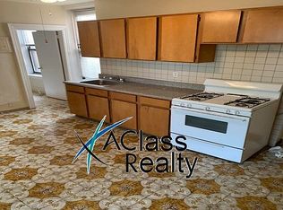 28-32 37th St #D, Astoria, NY 11103