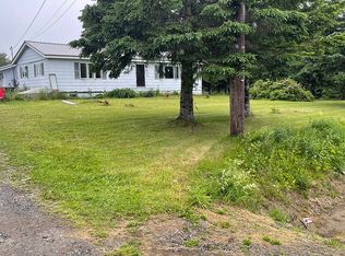 1218 Mapleton Rd, Mapleton, ME 04757