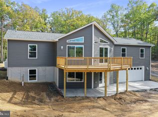 996 Hummingbird Ln, Star Tannery, VA 22654