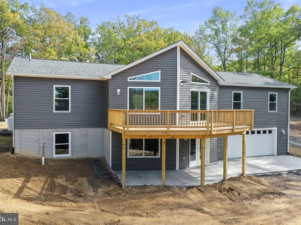 996 Hummingbird Ln, Star Tannery, VA 22654