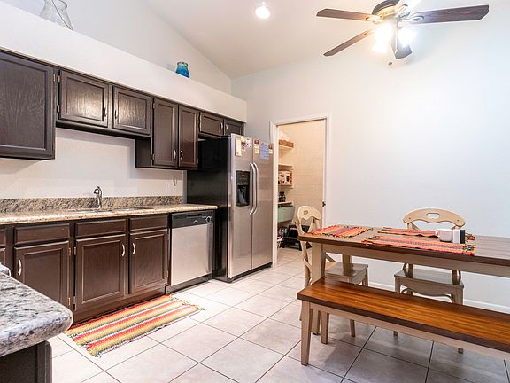 4th image of 5136 E Evergreen St Unit 1097