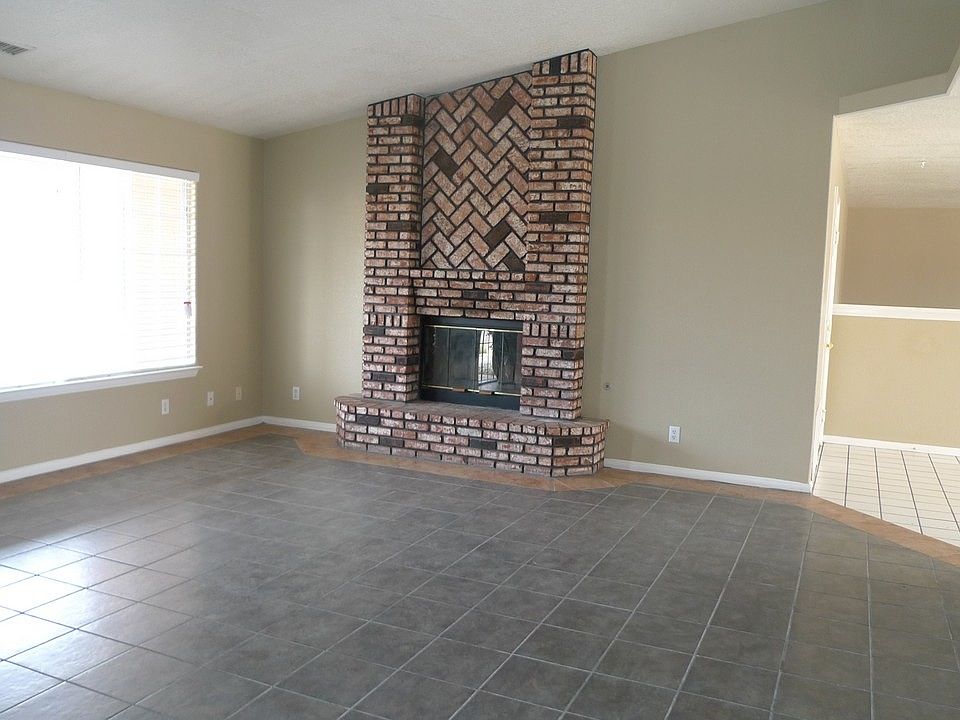 1st image of 13028 San Joaquin Dr